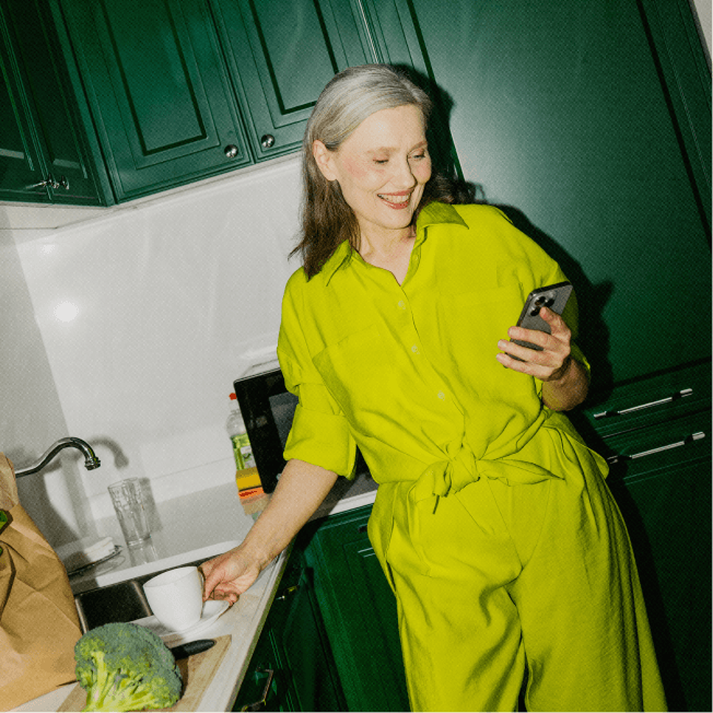 Professional in a lime outfit